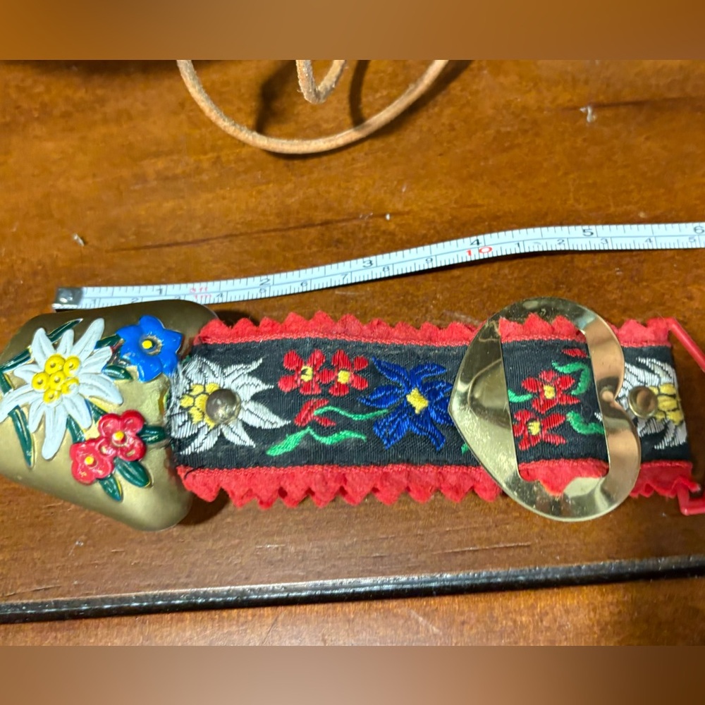 Vintage Swiss Cow Bell Brass Painted Flower Design Bright Embroidered Hanger - Picture 4 of 4